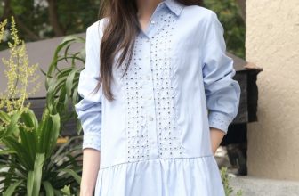 [🆕🇻🇳] SHEMODA  👕 Top1Fashion 👗  𝐋𝐀𝐒𝐄𝐑 𝐏𝐀𝐋𝐄 𝐁𝐋𝐔𝐄 𝐃𝐑𝐄𝐒𝐒
–
Vẫn luôn là điểm nhấn hoàn hảo của mọi mùa hè với hiệu ứng thêu lỗ đặc trưng. Kì công để đem đến một biểu tượng của mùa hè Iconic. , shares-0✔️ , likes-6❤️️ , date-2024-06-04 09:05:48🇻🇳🇻🇳🇻🇳📰🆕