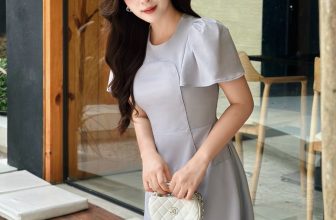 [🆕🇻🇳] CLALA – New era fashion strives for perfection 👕 Top1Fashion 👗  𝐎𝐔𝐓𝐅𝐈𝐓 𝐓𝐎𝐃𝐀𝐘Vẫn nét thanh lịch mà tối giản, không quá cầu kỳ đường nét. Lựa chọn form đầm vừa ôm, tone màu xám ghi làm chủ đạo giúp nàng thêm phần thanh  , shares-1✔️ , likes-44❤️️ , date-2024-06-10 01:00:18🇻🇳🇻🇳🇻🇳📰🆕