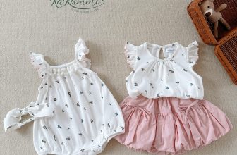 [🆕🇻🇳] KAKUMMI là thương hiệu VN hàng đầu thiết kế & sản xuất áo thời trang cho bé 😎❤️️⭐️  Bật chế độ xinh yêu bằng việc diện những item dễ thương từ nhà KakummiLựa chọn gam màu trắng hồng nhẹ nhàng siêu tôn da, chất cotton mềm mát mặc hè bao , shares-0✔️ , likes-11❤️️ , date-2024-06-06 08:30:01🇻🇳🇻🇳🇻🇳📰🆕