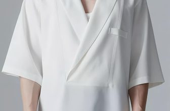 [🆕🇻🇳] LAS 👕 Top1Fashion 👗  Lane Shirt | LAS
Thiết kế áo sơ mi trắng cổ vest với chất liệu thoáng mát cho bạn diện mạo cuốn hút.
——
Size: M . L . XL
Color: Trắng
——–
Mong đ , shares-1✔️ , likes-8❤️️ , date-2024-06-07 08:11:03🇻🇳🇻🇳🇻🇳📰🆕