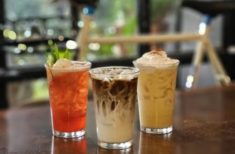 [☕️🇻🇳] 𝐋𝐚 𝐑𝐞̂𝐯𝐞𝐮𝐬𝐞🥤 Top1Coffee ☕️ tự do,..
như cá về với nước
như nắng thoát khỏi chiều
như lòng chẳng còn yêu
như chính em ngày trước.
#mơ
92 Tôn Đức Thắn , shares-2✔️ , likes-41❤️️ , date-2024-06-07 06:24:46🇻🇳🇻🇳🇻🇳📰🆕