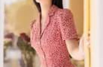 [🆕🇻🇳] Lep’ Daily – Live Gorgeous! 👕 Top1Fashion 👗  “Là con gái cứ phải xinh cái đã
Hé môi cười cho thiên hạ đắm say.”Cuối tuần dịu dàng trong thiết kế hoa nhí best – seller nhà Lep’. Inbox hoặc ghé store , shares-0✔️ , likes-6❤️️ , date-2024-06-08 13:00:19🇻🇳🇻🇳🇻🇳📰🆕