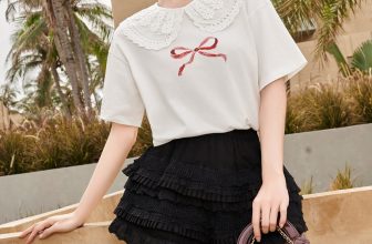 [🆕🇻🇳] VIVIKA ra đời năm 2021 bởi Founder cùng đội ngũ thiết kế trẻ năng động với triết lý: SHINE YOUR WAY 👕 Top1Fashion 👗  𝗡𝗲𝘄 𝗦𝗲𝗮𝘀𝗼𝗻 ‘𝟮𝟰 | “𝗨𝗻𝗱𝗲𝗿 𝘁𝗵𝗲 𝘀𝘂𝗻”
Với ‘cơn sốt’ nơ đang làm điên đảo giới mộ điệu thì chắc chắn nàng không thể bỏ qua Celin T-shirt xinh yêu, thêm chi tiết  , shares-26✔️ , likes-311❤️️ , date-2024-06-09 01:30:07🇻🇳🇻🇳🇻🇳📰🆕