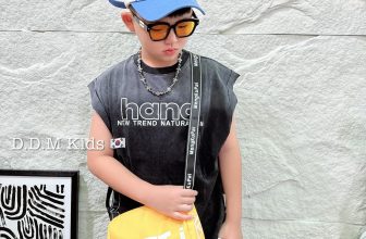 [🆕🇻🇳] Dâu Dầm Mít – Chuyên sỉ lẻ Thời trang của Bé 🧑‍🧒❤️️👶⭐️ outfit mát mẻ cho mùa hè nóng bức
Hàng mới về Ib để được giá ưu đãi
Dâu Dầm mít #167tâysơn
chuyên sỉ lẻ ttte qccc
Mũ túi kính tất
Đẹp – phong cách tre , shares-0✔️ , likes-0❤️️ , date-2024-06-11 03:33:40🇻🇳🇻🇳🇻🇳📰🆕