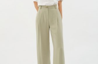 [🆕🇻🇳] MOKI SHOP – Hàng xuất dư xịn 👕 Top1Fashion 👗  Quần này đẹp từ chất liệu tới form dáng ạ  em chỉ còn 2 tông màu sáng nhaQuần thuộc thương hiệu công sở cao cấp xứ hàn, dáng cullote suông dài, xếp 2 ly  , shares-0✔️ , likes-4❤️️ , date-2024-06-12 02:52:42🇻🇳🇻🇳🇻🇳📰🆕