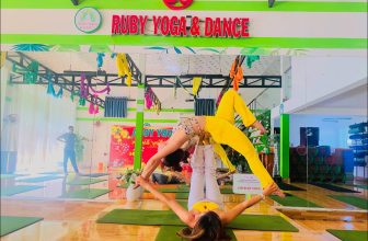 [🆕🇻🇳] Ruby Yoga Và Dance 🧘 Top1Yoga 🤸🏻‍♀️ Tập yoga không khó. Một người chỉ cần bước ra khỏi giường vào buổi sáng và duỗi tay qua đầu, đó đã là một tư thế trong các bài tập yoga.Yoga giới thiệu  , shares-0✔️ , likes-24❤️️ , date-2024-06-11 06:43:16🇻🇳🇻🇳🇻🇳📰🆕