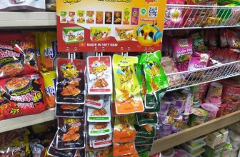 [🆕🇻🇳] Đồ ăn vặt ALACO chuyên chân gà, cánh gà, cá cơm ăn liền hot-trend của giới trẻ 🍔 Top1Food  🍜 Thấy ALACO là thấy UY TÍN, đây là 3 lý do mà team mê đồ ăn vặt chẳng thể bỏ qua:1/ Thương hiệu của Việt Nam, nguyên vật liệu đầy đủ giấy tờ, được bảo quả , shares-0✔️ , likes-2❤️️ , date-2024-06-10 09:36:55🇻🇳🇻🇳🇻🇳📰🆕