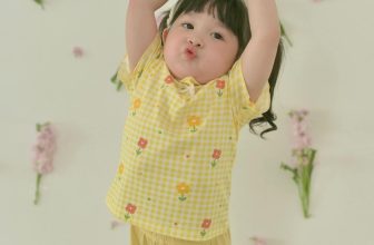 [🆕🇻🇳] EMBES là thương hiệu thời trang “Việt made” chất lượng cao dành cho trẻ em 🧑‍🧒❤️️👶⭐️ 𝑯𝒐𝒂 𝒙𝒊𝒏𝒉 𝒄𝒉𝒐 𝒉𝒆̀ 𝒕𝒉𝒆̂𝒎 𝒕𝒖̛𝒐̛𝒊 𝒎𝒂́𝒕Hè nắng nóng dễ làm bé mệt mỏi và khó chịu trong những hoạt động thường ngày, nhưng mẹ đừng lo bởi đã có Embes với chấ , shares-0✔️ , likes-0❤️️ , date-2024-06-12 08:23:20🇻🇳🇻🇳🇻🇳📰🆕