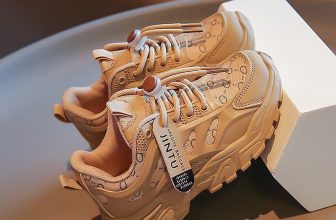 [🆕🇻🇳] Shop Mẹ Kem – Thời Trang Mẹ Và Bé 😎❤️️⭐️ Em còn 1 đôi thui nên các mẹ mua lun cho con để có giày xinh đi nha
1đôi màu BE size 26  (26 cd trong 16.5cm ) GIÀY THỂ THAO BÉ GÁI Mix em này cùng quần  , shares-0✔️ , likes-11❤️️ , date-2024-06-12 05:00:37🇻🇳🇻🇳🇻🇳📰🆕