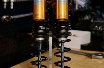 [🆕🇻🇳] CBC Workshop cung cấp các dịch vụ: Rửa Xe, Thay Nhớt và Độ Xe 🚗 Top1Go 🏍️  Phuộc sau O.hlins của xe Triumph Scrambler XCHàng new 100% nhé
Dùng thay thế cho các ae đang đi bản Scrambler 1200 XE mà muốn xe thấp xuống
Hoặc các , shares-0✔️ , likes-16❤️️ , date-2024-06-17 03:39:05🇻🇳🇻🇳🇻🇳📰🆕