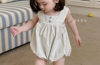 [🆕🇻🇳]  Hello Bébe ▪️ Shop chuyên order Quảng Châu 🧑‍🧒❤️️👶⭐️ Suit kẻ Hàn tone trắng xám xinh xỉu. Chất đũi mát mềm, quan trọng là giặt không bị nhăn ạ 𝗦𝗶𝘇𝗲: 𝟲𝟲 | 𝟳𝟯 | 𝟴𝟬 | 𝟵𝟬 𝑂𝑟𝑑𝑒𝑟 𝑄𝐶 𝑘𝑖𝑑𝑠 𝑏𝑦 – 𝗛𝗘𝗟𝗟𝗢 𝗕𝗘́𝗕𝗘
𝐇𝐚̀𝐧𝐠 𝐨𝐫𝐝 , shares-0✔️ , likes-2❤️️ , date-2024-06-20 04:41:03🇻🇳🇻🇳🇻🇳📰🆕