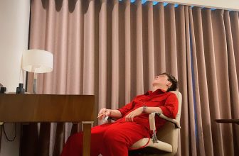 [🆕🇻🇳] HLV Victor Hoàng – KIỆN TƯỚNG YOGA VIETNAM – NAM THẦN YOGA 🧘 Top1Yoga 🧘 Kết thúc các nội dung thi đấu ngày thứ nhất…
Tại Giải Vô Địch Trẻ Yoga Quốc Gia Lần III
Giải Yoga Thiếu Niên Và Nhi Đồng Toàn  , shares-0✔️ , likes-136❤️️ , date-2024-06-21 11:57:26🇻🇳🇻🇳🇻🇳📰🆕