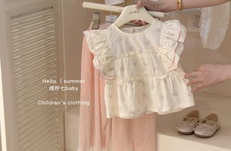 [🆕🇻🇳] Emikids – thời trang trẻ em xuất xịn – Sỉ lẻ thời trang trẻ em 🧑‍🧒❤️️👶⭐️ 170k  Sét xinh
Mở hàng siêu phẩm sét thiết kế xịn như Qccc ạ
Áo thô thiết kế hoa xinh tay chạy bèo chỉ hồng, quần rập ly có quần lót bảo hộ
Chất vải mềm , shares-0✔️ , likes-1❤️️ , date-2024-06-26 14:11:08🇻🇳🇻🇳🇻🇳📰🆕