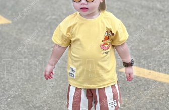 [🆕🇻🇳]  Thóc Fashion – Hàng VNXK thiết kế – REP 1:1 các hãng cho bé trai 🧑‍🧒❤️️👶⭐️  𝑯𝒆̀ 𝒍𝒂̀ 𝒆𝒎 𝒑𝒉𝒂̉𝒊 𝒓𝒖̛̣𝒄 𝒓𝒐̛̃ 𝒏𝒉𝒖̛ 𝒏𝒂̆́𝒏𝒈 𝒗𝒂̀𝒏𝒈
Set bộ chuẩn gu để đi du lịch, “đi chill” dịp hè với Ba Mẹ luôn đây ạ
Hàng sẵn full size: 24m-6y (9-25kg , shares-0✔️ , likes-24❤️️ , date-2024-06-20 12:39:32🇻🇳🇻🇳🇻🇳📰🆕