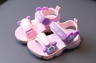 [🆕🇻🇳]  Giày dép bé gái ThiBaby 🧑‍🧒❤️️👶⭐️ size 21-25 giá 160
Size 26-30 giá 170
, shares-0✔️ , likes-0❤️️ , date-2024-06-26 07:18:02🇻🇳🇻🇳🇻🇳📰🆕