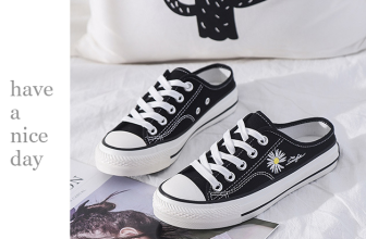 [🆕🇻🇳] Lana Lee Shop 👕 Top1Fashion 👗  Siêu phẩm cập bến lúc đêm muộn
Xinh lắm các #Nàng ạ!
Năm nay Trends hoa cúc. Các nàng sắm ngay 1 đôi nhé! Số lượng rất ít nhưng giá thì rất rẻ ạ!!!
, shares-2✔️ , likes-24❤️️ , date-2020-06-08 03:09:18🇻🇳🇻🇳🇻🇳📰🆕