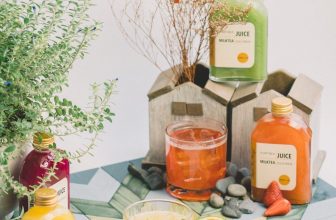 [☕️🇻🇳] Ochata Coffee  🥤 Top1Coffee ☕️ 𝑺𝒕𝒂𝒚 𝑯𝒆𝒂𝒍𝒕𝒉𝒚
𝑤𝑖𝑡ℎ
𝑪𝑯𝑨𝑵𝑪𝑯𝑨𝑴𝑨𝒀𝑶– Summer Viber gói gọn trong chai nước ép giàu Vitamin và cực kì xinh xắn.Món cũ mà mới. MIX JU , shares-1✔️ , likes-10❤️️ , date-2020-08-06 02:00:04🇻🇳🇻🇳🇻🇳📰🆕