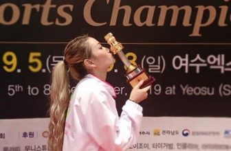 [🆕🇻🇳] Victoria Yoga -Trung tâm dạy Yoga thi đấu chuyên nghiệp 🤸🏻‍♀️  VICTORIA YOGA
Hưởng ứng phát động phong trào lan toả Yoga của Liên đoàn yoga Việt Nam.Master : Tham Pham Phó Ban Thi Đấu Và Biểu  , shares-0✔️ , likes-18❤️️ , date-2020-09-27 17:24:20🇻🇳🇻🇳🇻🇳📰🆕