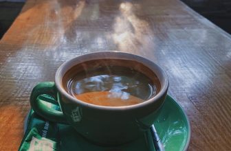 [☕️🇻🇳] EZ Coffee- Cung cấp Cafe rang xay pha máy 🥤 Top1Coffee ☕️ Tôi cho thêm nước nóng, vào ly, espresso
Mỹ nó không đồng ý , America “No” !!!  Nhà Rang Xay EZ COFFEE
Địa chỉ: giữa ngõ 73 Ngu , shares-0✔️ , likes-11❤️️ , date-2020-10-27 00:36:59🇻🇳🇻🇳🇻🇳📰🆕
