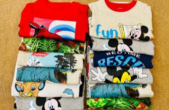 [🆕🇻🇳] Quýt’s House – Váy thiết kế cho bé 😎❤️️⭐️ Bộ Carters 100% cotton,mềm & co giãn mặc rất thích luôn.Toàn hình in đẹp xs.
#85k/bộ.
Size từ 2y đến 12,form ôm nên bé nào bụ người tròn các mẹ chủ đ , shares-0✔️ , likes-20❤️️ , date-2021-02-23 19:36:42🇻🇳🇻🇳🇻🇳📰🆕