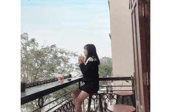 [☕️🇻🇳] Tháng 10 – October coffee – studio   🥤 Top1Coffee ☕️ “Anh có hút thuốc không?!”“Có! Sao thế em?!”“Không có gì anh! Em muốn bắt chuyện thôi ấy mà”*lục xục*“Khôn , shares-0✔️ , likes-31❤️️ , date-2020-02-19 01:50:04🇻🇳🇻🇳🇻🇳📰🆕