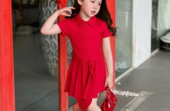 [🆕🇻🇳] Maika Clothes – Design For Baby Girl 😎❤️️⭐️ NGON – BỔ – RẺ
Váy đỏ Polo vạt thắt eo xinh ơi là xinh, basic đơn giản mà nổi bật nha các Mẹ ơi Chất vải co giãn thoải mái, mềm mịn mát lịm luôn ạ
_____ , shares-0✔️ , likes-25❤️️ , date-2024-03-15 14:51:45🇻🇳🇻🇳🇻🇳📰🆕