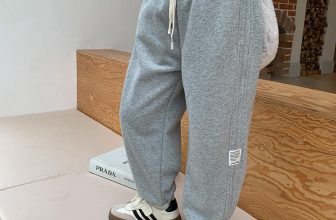 [🆕🇻🇳] Boone Baby – Chuyên quần áo, phụ kiện trẻ em cao 🧑‍🧒❤️️👶⭐️ QUẦN NỈ BÔNG BO GẤU
Size 90-140
Order 1-3w
, shares-0✔️ , likes-0❤️️ , date-2023-11-28 10:45:07🇻🇳🇻🇳🇻🇳📰🆕