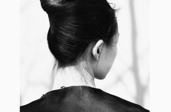 [🆕🇻🇳] CLERNA đưa tới trong thiết kế thời trang và lối sống người phụ nữ Đông Dương 👕 Top1Fashion 👗  𝐌𝐚́𝐢 𝐓𝐨́𝐜 𝐀𝐧 𝐍𝐚𝐦 Trâm cài tóc, chiếc lược ngà, khăn xếp làm nên mái tóc của cô gái Đông Dương, giờ đây vẫn luôn là cảm hứng cho những tác phẩm nghệ thuật,  , shares-0✔️ , likes-97❤️️ , date-2023-07-18 14:02:48🇻🇳🇻🇳🇻🇳📰🆕