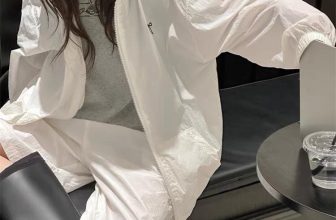 [🆕🇻🇳] BABY SHOP – thời trang trẻ em – Shop chuyên bán buôn, bán lẻ quần áo, giầy dép, phụ kiện trẻ em 🧑‍🧒❤️️👶⭐️ Siêu phẩm cho mùa hè nắng và gió
SET BÉ GÁI
Chất gió lụa mềm, mát kiểu dáng quần sóc lỡ phối ao khoác sang chảnh. Vừa làm áo chống nắng vừa thời trang
S , shares-1✔️ , likes-1❤️️ , date-2024-06-12 06:53:57🇻🇳🇻🇳🇻🇳📰🆕