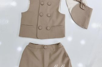 [🆕🇻🇳] BuBu – Korea baby style (Hoàng tử bé) 😎❤️️⭐️ 𝗟𝗲𝗼𝗻 𝗦𝗲𝘁  Mua 1 mà được tới 3 chi tiết lận. Chuẩn style công tử mà bao bé mê dạo gần đây tại nhà BuBu.  – Gồm: Áo gile, áo choàng kèm nơ, quần cộc
– Size: , shares-1✔️ , likes-0❤️️ , date-2024-06-02 13:00:35🇻🇳🇻🇳🇻🇳📰🆕