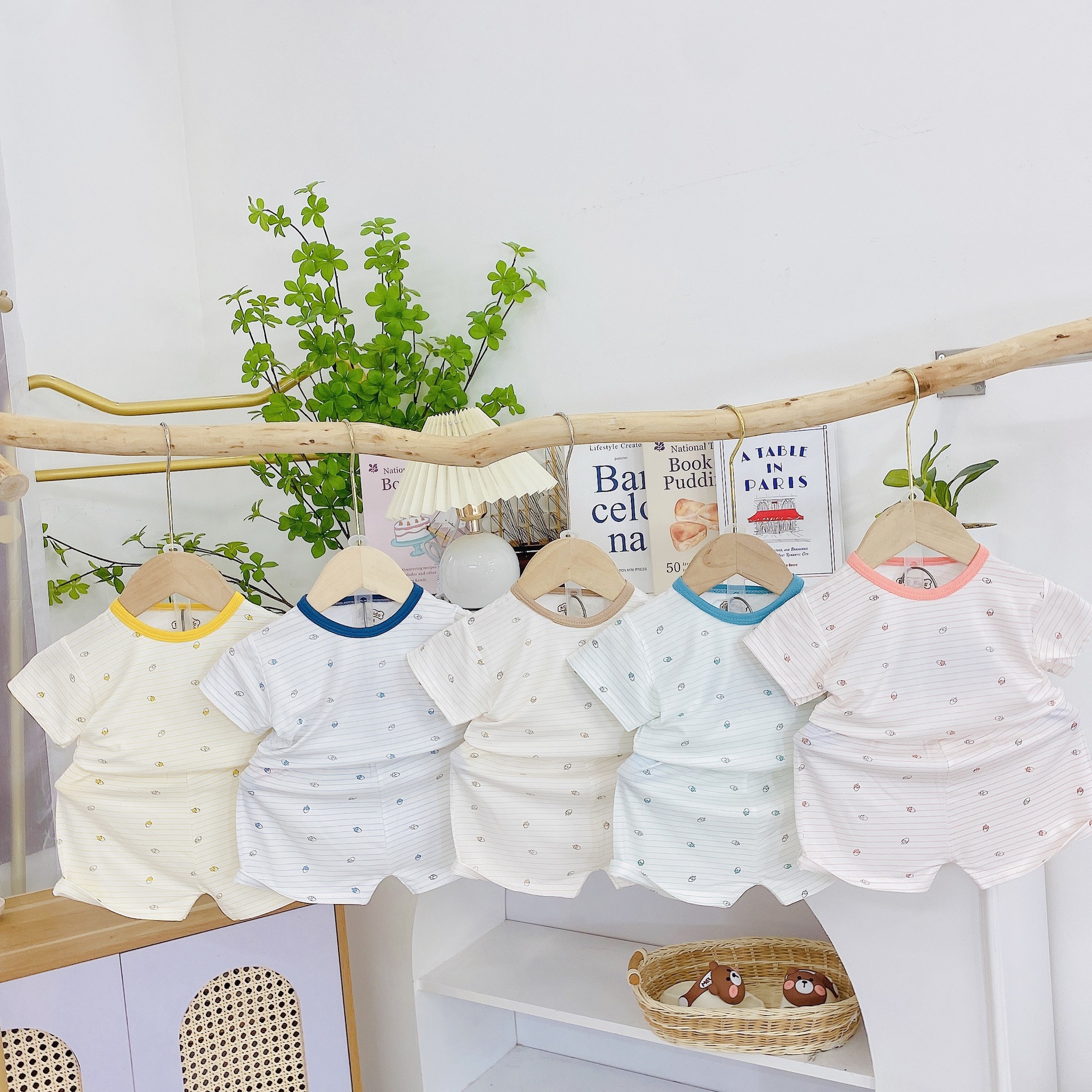 [☕️🇻🇳] OZ Coffee House 🥤 Top1Coffee ☕️ Không chỉ có tình yêu, tình bạn đôi khi cũng là cả thanh xuân!
, shares-1✔️ , likes-12❤️️ , date-2024-05-18 04:30:19🇻🇳🇻🇳🇻🇳📰🆕