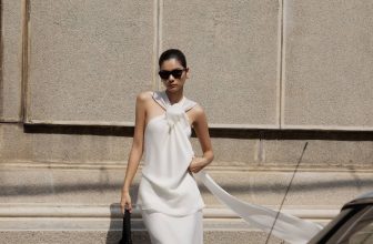 [🆕🇻🇳] PERLA CI – Quần áo – Thương hiệu 👕 Top1Fashion 👗  SUMMER INSPIRATIONCó những khoảnh khắc bạn chỉ muốn chìm đắm trong sự dịu dàng và bay bổng của sự nữ tính mà Thượng đế đã ưu ái trao tặng cho phái đẹp.  , shares-3✔️ , likes-21❤️️ , date-2024-06-30 13:30:06🇻🇳🇻🇳🇻🇳📰🆕