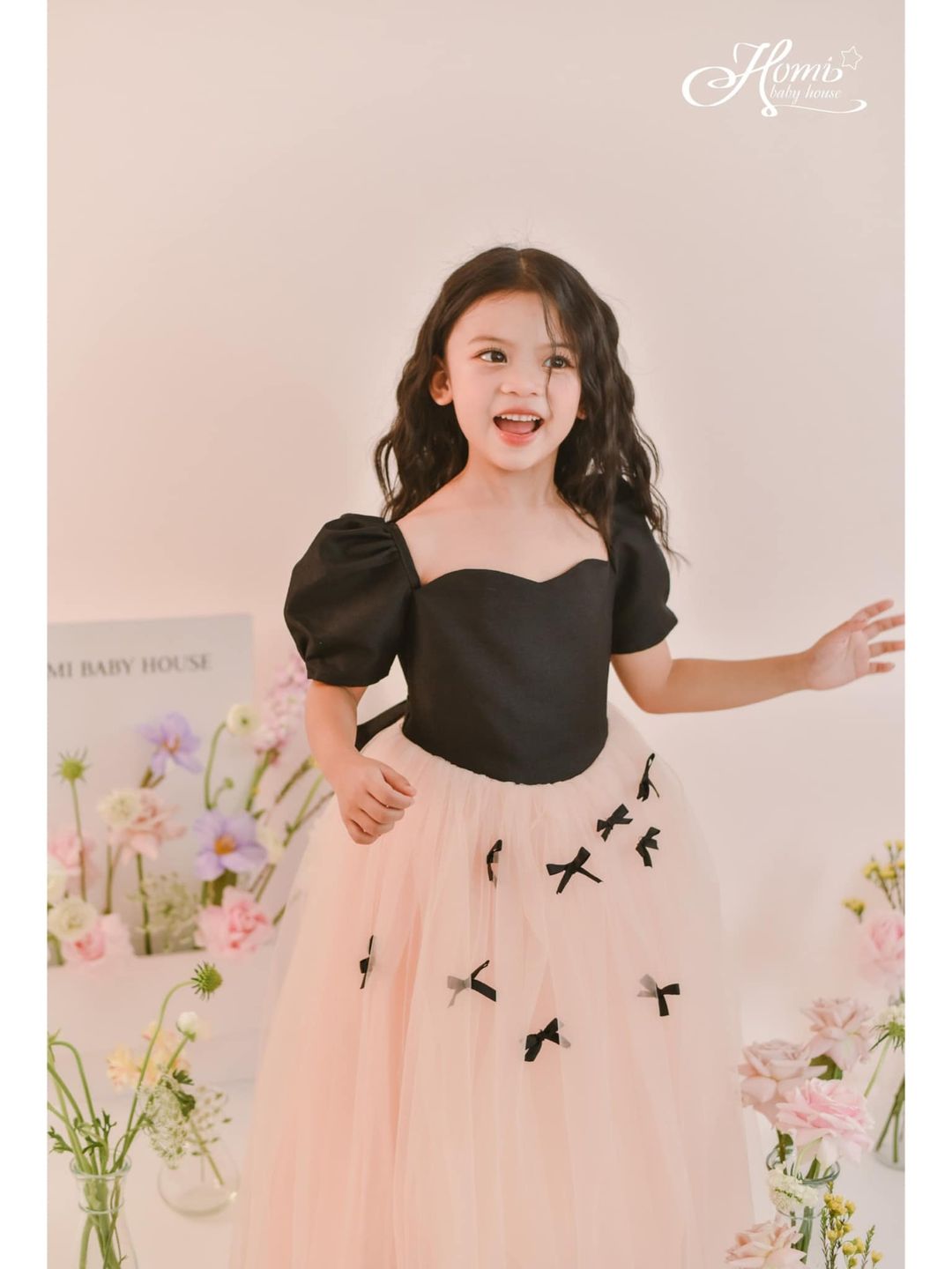 [🆕🇻🇳]  Homi baby house -Homi Baby House là thương hiêu đầm dạ hội , đầm công chúa cho bé tuổi từ 1-10 tuổi 🧑‍🧒❤️️👶⭐️ RESTOCK
Sau bao ngày chờ đợi, mẫu đầm công chúa đầy trendy đã trở lại rồi đây cả nhà ơi. Hứa hẹn bùng nổ inbox nhà HOMI nè
Liên hệ Homi ngay để làm mới tủ  , shares-0✔️ , likes-12❤️️ , date-2024-06-13 03:53:29🇻🇳🇻🇳🇻🇳📰🆕