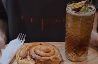 [☕️🇻🇳] The Cuppa Coffee 🥤 Top1Coffee ☕️ Một chút bánh ngọt cùng món đồ uống yêu thích, hẳn là sự khởi đầu ngọt ngào dễ chịu một tuần mới.. Đặc biệt những ngày nắng rủ n , shares-0✔️ , likes-9❤️️ , date-2021-04-11 20:10:20🇻🇳🇻🇳🇻🇳📰🆕