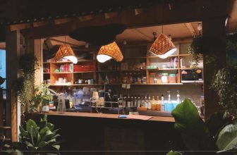 [☕️🇻🇳] 22 phẩy 5 coffee 🥤 Top1Coffee ☕️ Oi trung thu năm nay mà được quây quần bên bạn bè nhâm nhi đồ uống, sẵn gọi chút thèo lèo hoặc bò khô thì còn gì để miêu tả sự x , shares-2✔️ , likes-89❤️️ , date-2021-09-21 02:35:44🇻🇳🇻🇳🇻🇳📰🆕