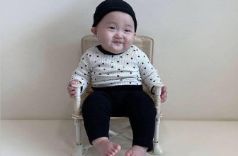 [🆕🇻🇳] HAPPY HIPPO – chuyên đồ trẻ em – Lullaby vnxk 😎❤️️⭐️ 𝗦𝗲𝘁 𝟯 𝗰𝗵𝗮̂́𝗺 𝗯𝗶 𝗛𝗮̀𝗻 𝗤𝘂𝗼̂́𝗰 𝘅𝗶𝗻𝗵 𝘅𝗶̉𝘂  Chất thun gân co giãn dễ chịu  e còn 2 set lẻ size 80(10-12kg)   Giá #250k sale còn #199k  Link shopee:
, shares-0✔️ , likes-0❤️️ , date-2022-02-27 13:51:42🇻🇳🇻🇳🇻🇳📰🆕