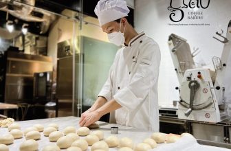 [☕️🇻🇳] GẤU Coffee – Bakery 🥤 Top1Coffee ☕️ Baker     Bắt đầu công việc từ 5h30am cho đến 23h30pm. Cảm ơn những thợ bánh siêu chăm chỉ của Gấu
, shares-1✔️ , likes-83❤️️ , date-2022-03-29 22:49:22🇻🇳🇻🇳🇻🇳📰🆕