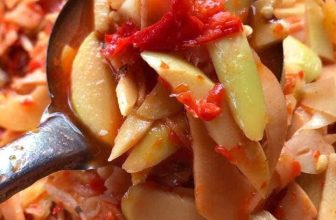 [🆕🇻🇳] MẮM HUẾ 🍔 Top1Food 🍜 Cuối cùng mùa măng lại đến e làm măng ớt bán lại cho mọi người đây ạ..ăn là nghiền nha.măng nhà trồng giòn tan ngon lắm nha mọi người
, shares-1✔️ , likes-15❤️️ , date-2022-05-26 22:09:58🇻🇳🇻🇳🇻🇳📰🆕