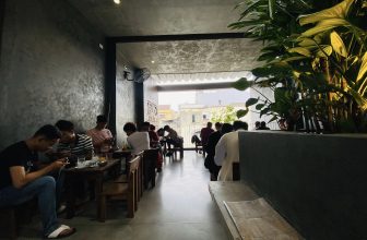 [☕️🇻🇳] Hello Coffee – Quán cà phê Internet Thành Phố Huế 🥤 Top1Coffee ☕️ “Một số người rất bận rộn, một số người giả vờ như vậy. Một số người luôn rảnh với bạn, và một số người luôn có lý do cho sự vắn , shares-0✔️ , likes-22❤️️ , date-2022-10-30 20:47:33🇻🇳🇻🇳🇻🇳📰🆕