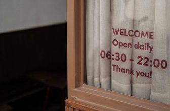 [☕️🇻🇳] 15.22 café – wine – live music ☕️ Top1Coffee ☕️ 15.22 Chính thức mở cửa và đón chào các Bạn đến chơi ạ.
******
café – wine – live music
6:30 – 22:00
Quán trong Hẻm số 15M
, shares-2✔️ , likes-9❤️️ , date-2022-11-06 19:06:25🇻🇳🇻🇳🇻🇳📰🆕