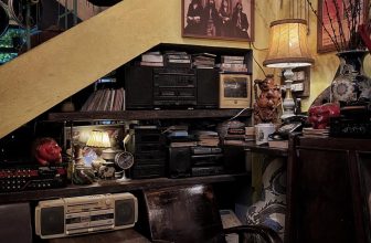 [☕️🇻🇳] NAM house 🥤 Top1Coffee ☕️ góc âm nhạc
quê mùa, bé xíu xiu của Nam …
__________
NAM house
15/1 le hong phong, da nang
, shares-0✔️ , likes-27❤️️ , date-2022-11-21 16:35:27🇻🇳🇻🇳🇻🇳📰🆕