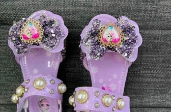 [🆕🇻🇳]  Bí Bo Shop- Order hàng Quảng Châu cao cấp 🧑‍🧒❤️️👶⭐️ Sandal elsa đế bệt
Xanh: 30-31
Bạc: 30-36
Tím: 30
Các size khác hết
SALE #150k
Thông tin chốt sale bên em ạ:
Hàng sale bên em nhận thanh toán c , shares-0✔️ , likes-1❤️️ , date-2023-01-14 14:25:49🇻🇳🇻🇳🇻🇳📰🆕