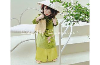 [🆕🇻🇳] Shop Mẹ Kem – Thời Trang Mẹ Và Bé 😎❤️️⭐️ #SALE 195K=>THANH LÝ  #149kkkk
Màu xanh : sz 2 (10-13kg)
Set gồm áo + quần + xược ngọc trai
Chất nhung mềm , mặc thích dã man
[ ÁO DÀI NHUNG HOA SE , shares-0✔️ , likes-8❤️️ , date-2023-01-15 19:40:22🇻🇳🇻🇳🇻🇳📰🆕