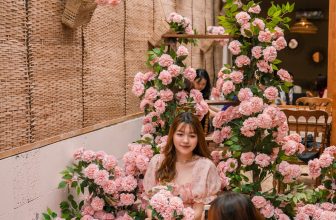 [☕️🇻🇳] Khóm Coffee & Tea 🥤 Top1Coffee ☕️ Hạnh phúc là một mầm xanh được ươm trồng, mỗi ngày ta tưới tắm chăm bẵm tỉa tót để nó được khỏe mạnh lớn lên và con người ta cũn , shares-0✔️ , likes-29❤️️ , date-2023-04-27 15:00:02🇻🇳🇻🇳🇻🇳📰🆕