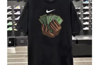 [🆕🇻🇳] Lita Outfits – Quần Áo Vnxk😎❤️️⭐️ Áo phông phom rộng Unisex
– Chất áo thun ko xù ,ko bong tróc, thoáng mát.
– Fom áo tay lỡ oversize siêu rộng với nhiều nàu sắc, các cậu hãy tha hồ chọn c , shares-1✔️ , likes-2❤️️ , date-2023-04-21 11:40:15🇻🇳🇻🇳🇻🇳📰🆕