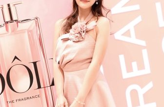 [🆕🇻🇳] LANE JT – Đấu trường sắc đẹp trong nước và quốc tế 👕 Top1Fashion 👗  Ms. Lan Anh showed off her elegant beauty in JORDANE Midi Dress by LANE JT.
–
S22-148 | JORDANE Midi Dress with Fleur
Available in Pink and Cream
Limited , shares-5✔️ , likes-86❤️️ , date-2023-05-26 16:20:45🇻🇳🇻🇳🇻🇳📰🆕