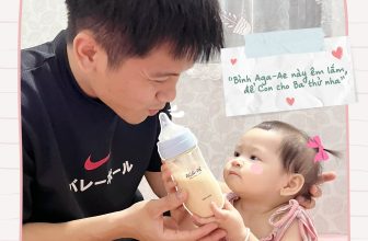 [🆕🇻🇳]  Con Cưng – Mang đến những sản phẩm tốt nhất cho trẻ em Việt Nam 😎❤️️⭐️  “Bình Aga-Ae Hàn Quốc ti ngon số dzáchhhhh”
Giá chỉ #295K. Núm ti thì mềm, bình thì đẹp lại có van thông khí công nghệ tiên tiến giúp hạn chế tối đa khí , shares-4✔️ , likes-12K❤️️ , date-2023-06-22 01:04:40🇻🇳🇻🇳🇻🇳📰🆕