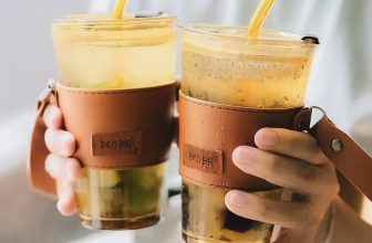 [☕️🇻🇳] Đen Đá Coffee 🥤 Top1Coffee ☕️ Nếu cuộc sống khó khăn quá thì ghé Đen Đá hôm nay, săn ly thuỷ tinh siêu dễ chỉ với 59k có ly xịn và nước ngon luôn. Từ 16h-19h  , shares-3✔️ , likes-59❤️️ , date-2023-07-02 00:02:13🇻🇳🇻🇳🇻🇳📰🆕