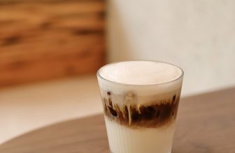 [☕️🇻🇳] Piko Coffee 🥤 Top1Coffee ☕️  Đánh thức sáng tạo từ những thứ quen thuộc cùng 𝐁𝐚̣𝐜 𝐗𝐢̉𝐮 𝐏𝐢𝐤𝐨.Vẫn là sữa và cà phê, nhưng tạo thành 3 tầng hương vị khó cưỡn , shares-2✔️ , likes-490❤️️ , date-2023-07-11 15:34:47🇻🇳🇻🇳🇻🇳📰🆕