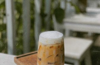 [☕️🇻🇳] Phen’s Coffee 🥤 Top1Coffee ☕️ Món này quán không bán!  Chỉ là khách ghé, rồi yêu cầu Một Ly Cà Phê Dâu Sủi Bọt
Và Phen làm thôi.
, shares-0✔️ , likes-10❤️️ , date-2023-08-16 15:51:19🇻🇳🇻🇳🇻🇳📰🆕
